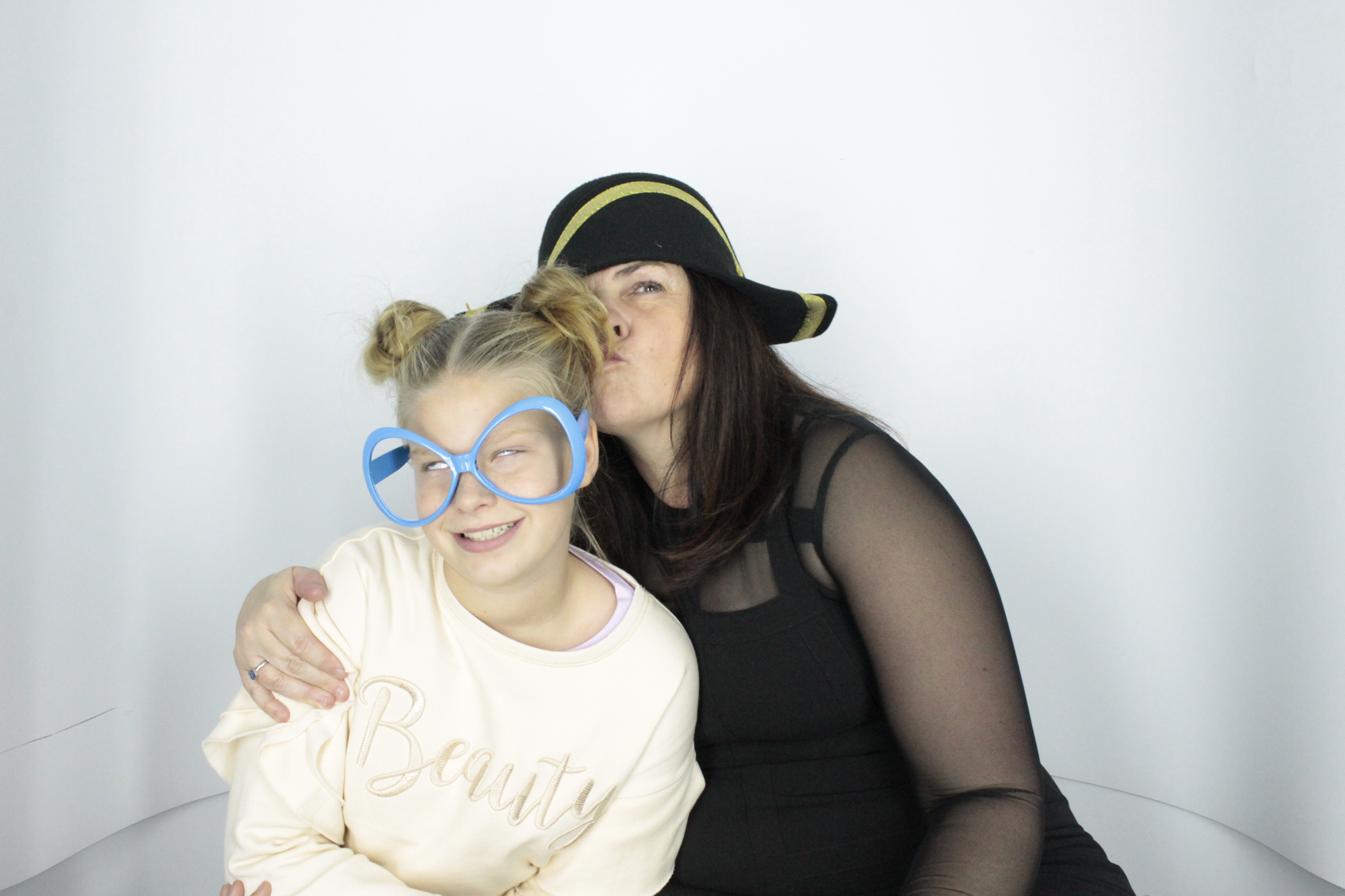 Isobel 18th Birthday Party  | View more photos from the event at gallery.myphotoboothexperience.co.uk/u/MyPhotoBoothExperienceLtd/Isobel-18th-Birthday-Party